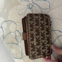 Michael Kords Wallet Zipper 
