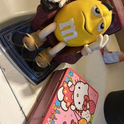 kids hello kitty and M&m