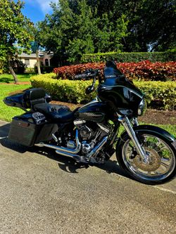 AWESOME! HARLEY DAVIDSON. PURE CUSTOM 😎