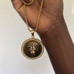 Lion Pendant Chain