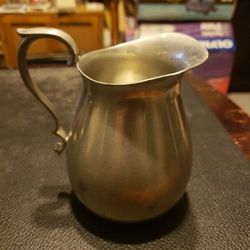 Antique Reed Barton Pewter cream Creamer pitcher P967 1 PT. Gr8 Patina Tableware