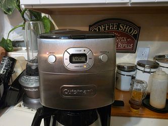 Cuisinart Grind & Brew Thermal 10 Cup Automatic Coffeemaker.