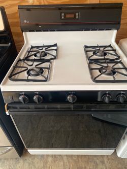 GE Gas Stove