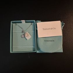 Return to Tiffany pink double heart tag pendant