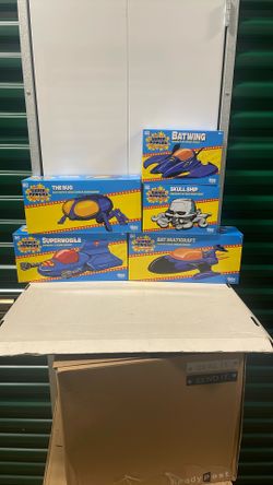 DC/ Mcfarlane/ Super Powers/ Supermobile/ The Bug/ Bat Multi craft/ Skull Ship/ Batwing