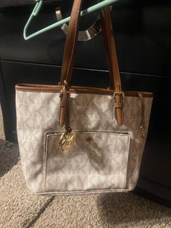 Michael Kors purse