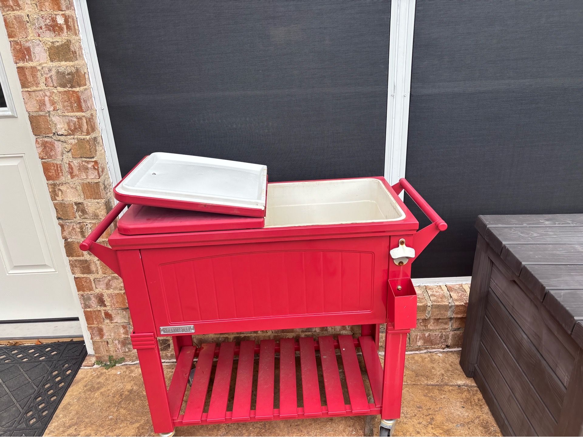 Outdoor mobile cooler