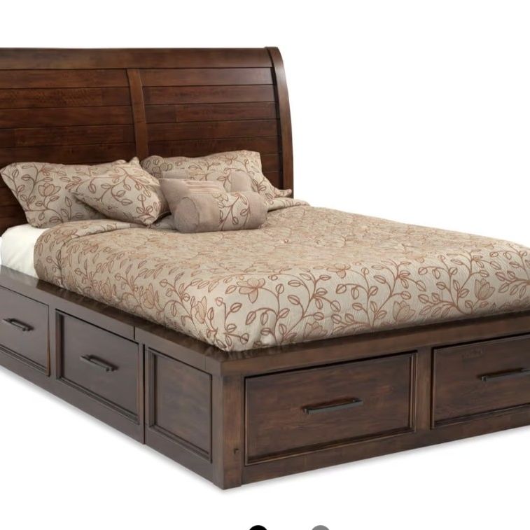 Gorgeous California King Pecan Sleigh Bed