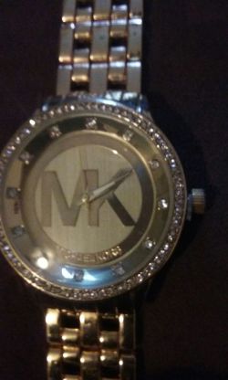Micheal kors gold watch
