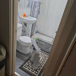 New mop and mop bucket