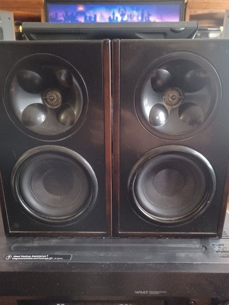 KLIPSCH WB14 WIRED BOOKSHELF SPEAKERS $350 FINAL PRICE SAME DAY SHIPPING