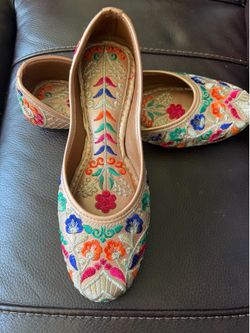 Rajasthani Mojadi