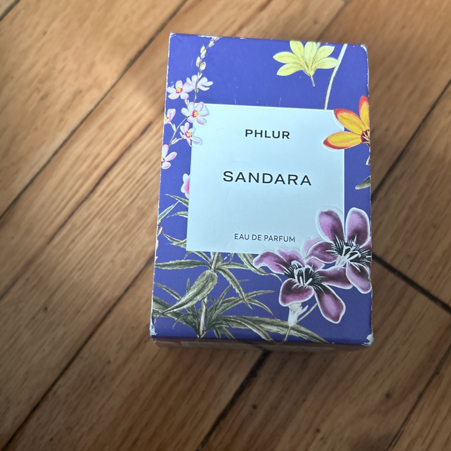 Phlur Sandara   Perfume new 