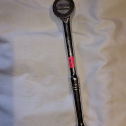 1/2" DRIVE HUSKY RATCHET 