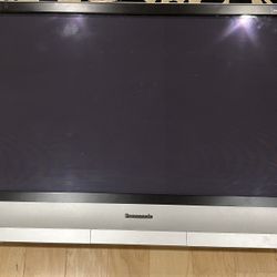 Panasonic 50 Inch TV - Free if Picked Up