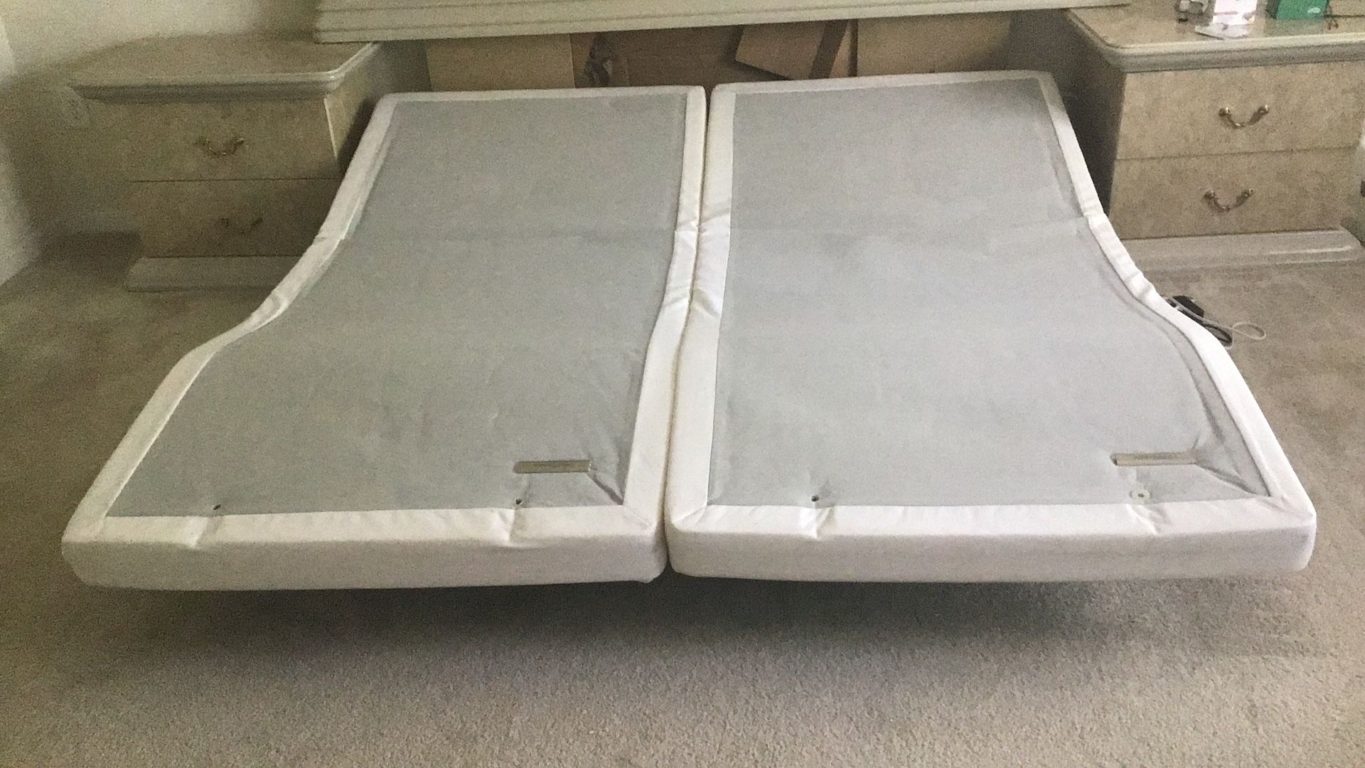 Dual Adjustable Bed Base With Remote Control