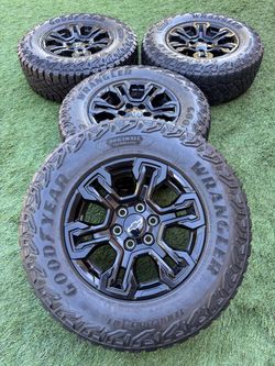 ZR2 stock wheels and tires