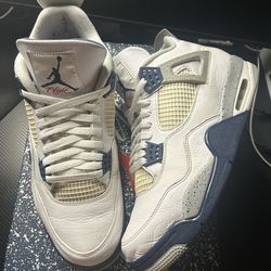 Jordan 4 Midnight Navy Size 12 Used