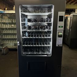 AMS 39 Sensit 3 Snack Vending Machine