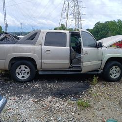 04 Avalanche PARTING OUT..!