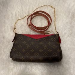 Louis Vuitton  mini Bag
