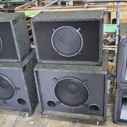 Bosinas Estan Muy Buenas Condiciones Estoy Pidiendo $450 O Mejor Oferta