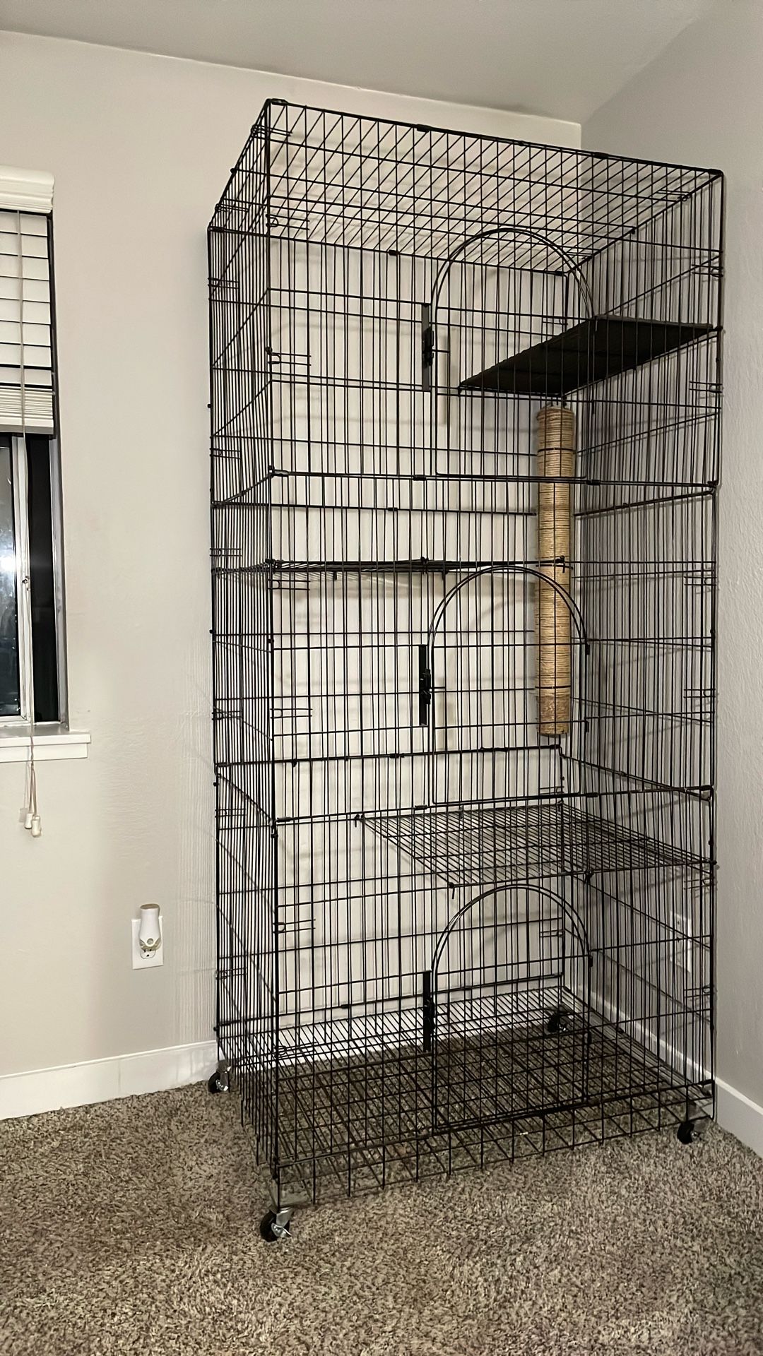 Cat Enclosure (Catico) 9Hx3Dx3W In Feet