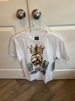 Men’s hustler printed t-shirt size medium