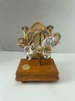 1987 Willitts Designs musical carousel horse music box from the Group II collection.