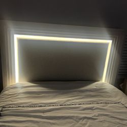 Queen Bed! Brand new