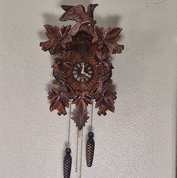 Cuckoo Clock Bird with Five Wood Leaves  Made in Germany