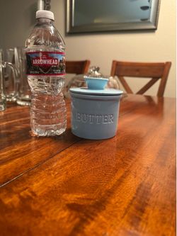 Crock w/lid for butter