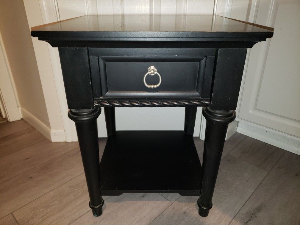 Black Wood End Table