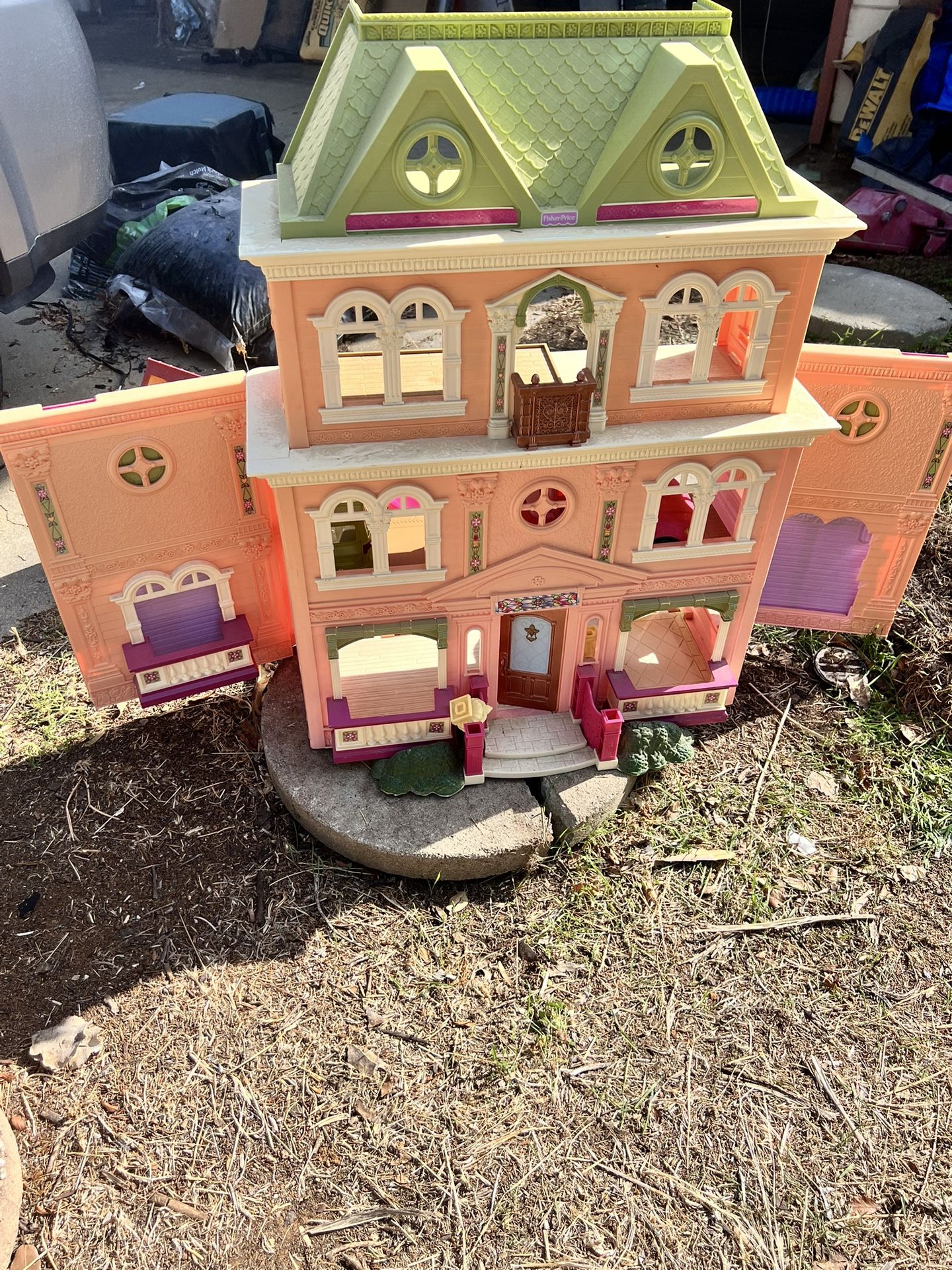 Fisher Price Doll House