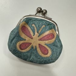 Fossil Butterfly Coin Purse vintage-style leather kiss-lock closure