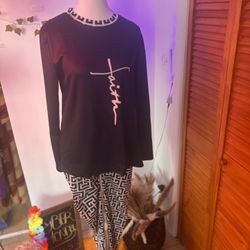 Givenchy Top And Leggings 🖤🤍