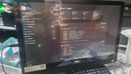 Dell Inspiron 24" Touchscreen All-in-One PC (Core i7 / 12GB RAM / 1TB)