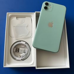 iPhone 11 Mint Green  64 GB UNLOCKED EXCELLENT CONDITION 