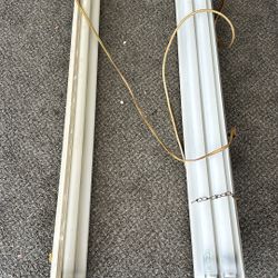 2 Garage Lights Working