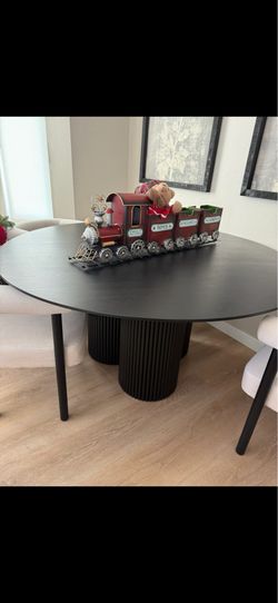 60 inch round wooden dining table