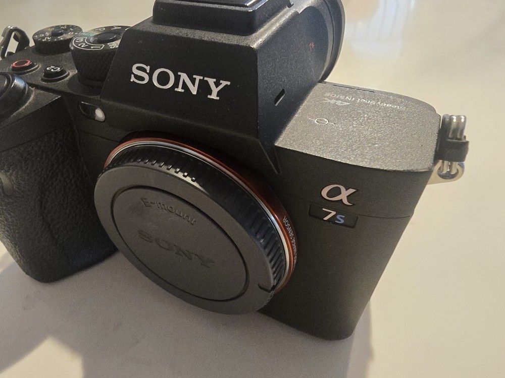 Song A7SIII - Lightly Used 
