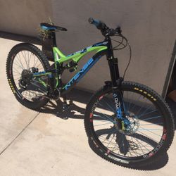 Intense Tracer Medium 