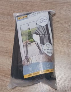 Magnetic screen door. New