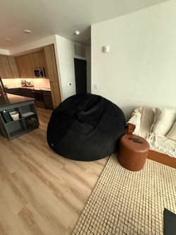 Large Lovesac bag chair