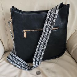 HKCLUF Lurge Crossbody Shoulder Bag Black Vegan Leather