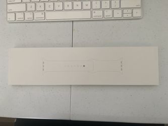 Apple Watch 41MM White Sport Band