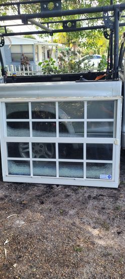 # Ventana Contra Impacto 37 X52 