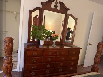 Solid wood, oak, dark cherry color bedroom set, Queen poster bed, mattress, dresser,...