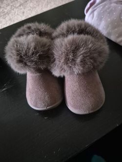 Baby shoes