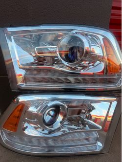 Faros para Ram 2009-2018 Led